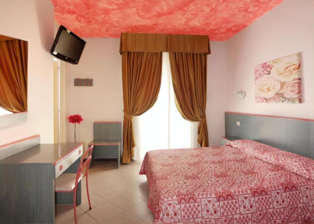 Hotel Storione リド・ディ・イエゾロ エクステリア 写真